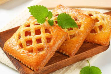 küçük kayısı pies