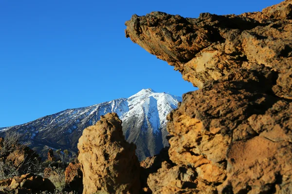 Snow-capped peak of Mount Teide — Stock Photo, Image