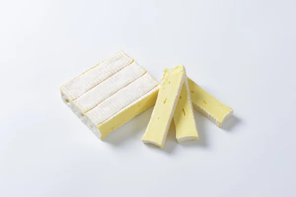 Soft cheese with thin white rind — Stock Photo, Image