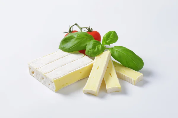 Soft cheese with thin white rind — Stock Photo, Image