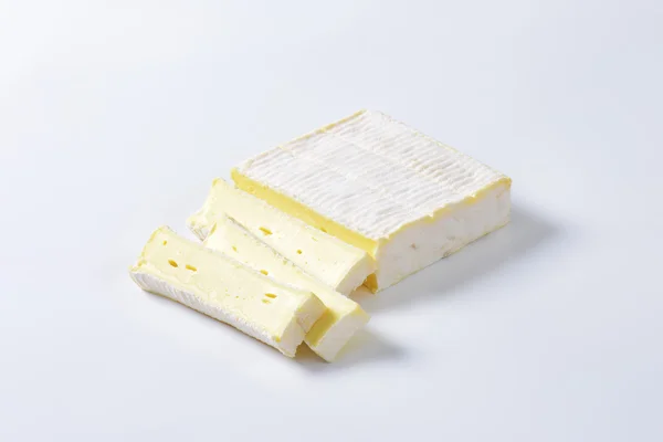 Soft cheese with thin white rind — Stock Photo, Image