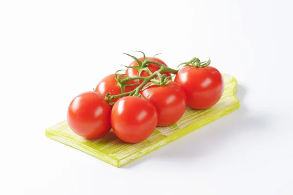 Mazzo di pomodori rossi freschi — Foto Stock