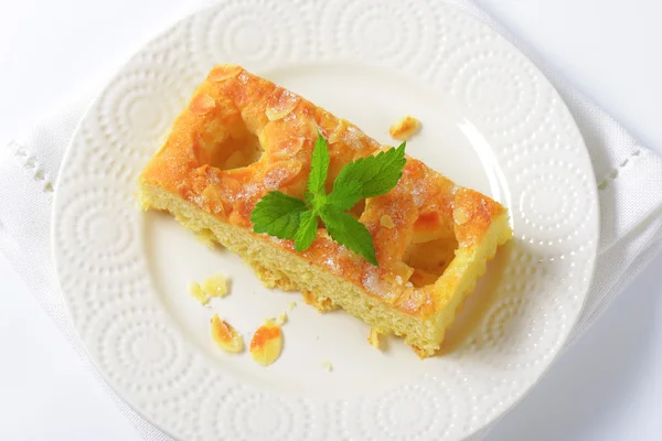 Almond sponge cake — Stock Photo, Image