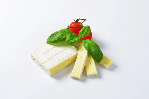 Soft cheese with thin white rind — Stock Photo, Image