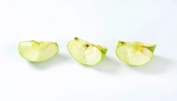 Green apple wedges — Stock Photo, Image