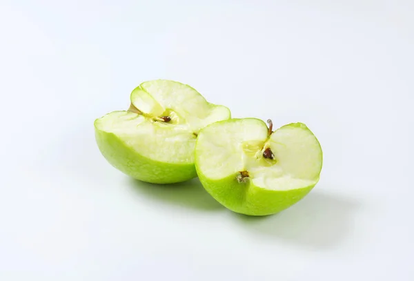 Połowę zielone Jabłuszko — Zdjęcie stockowe