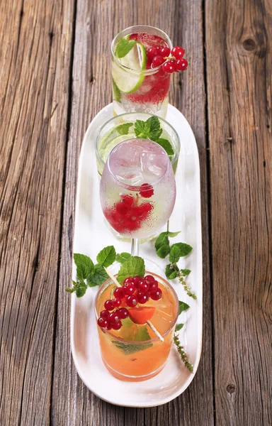 Variety of iced drinks — Stock Photo, Image