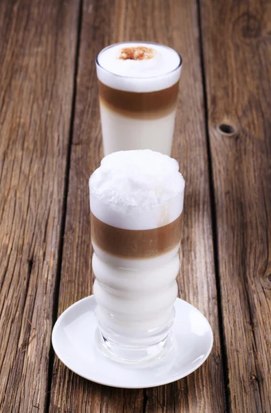 Latte macchiato bardak — Stok fotoğraf