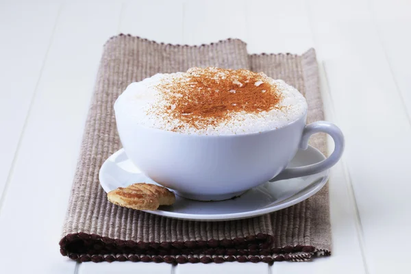 Kopje cappuccino — Stockfoto