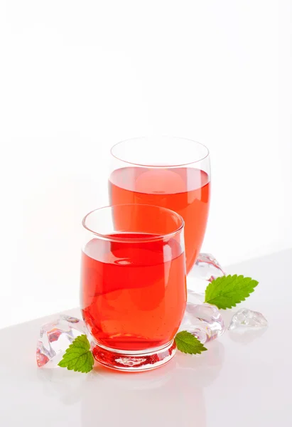 Bebidas com sabor a fruta — Fotografia de Stock