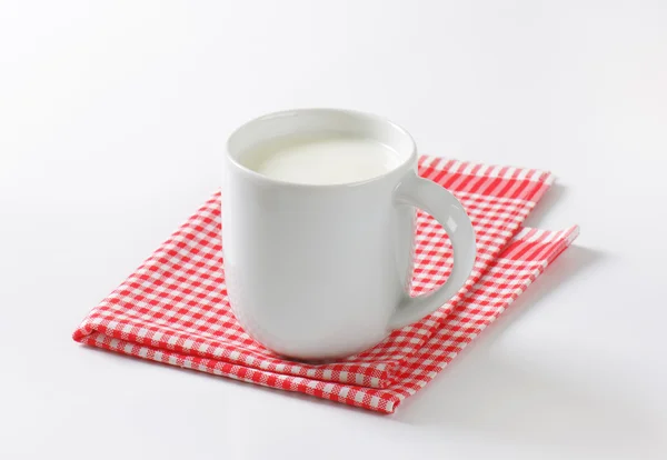 Taza de leche —  Fotos de Stock