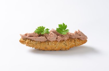 ekmek rulo pate