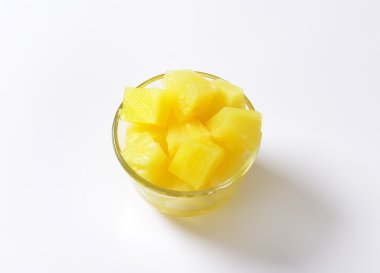 ananas parçaları