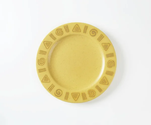 Kézzel készített kerámia tányér díszített felni — Stock Fotó