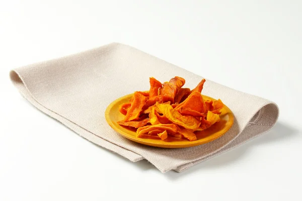 Dried mango slices