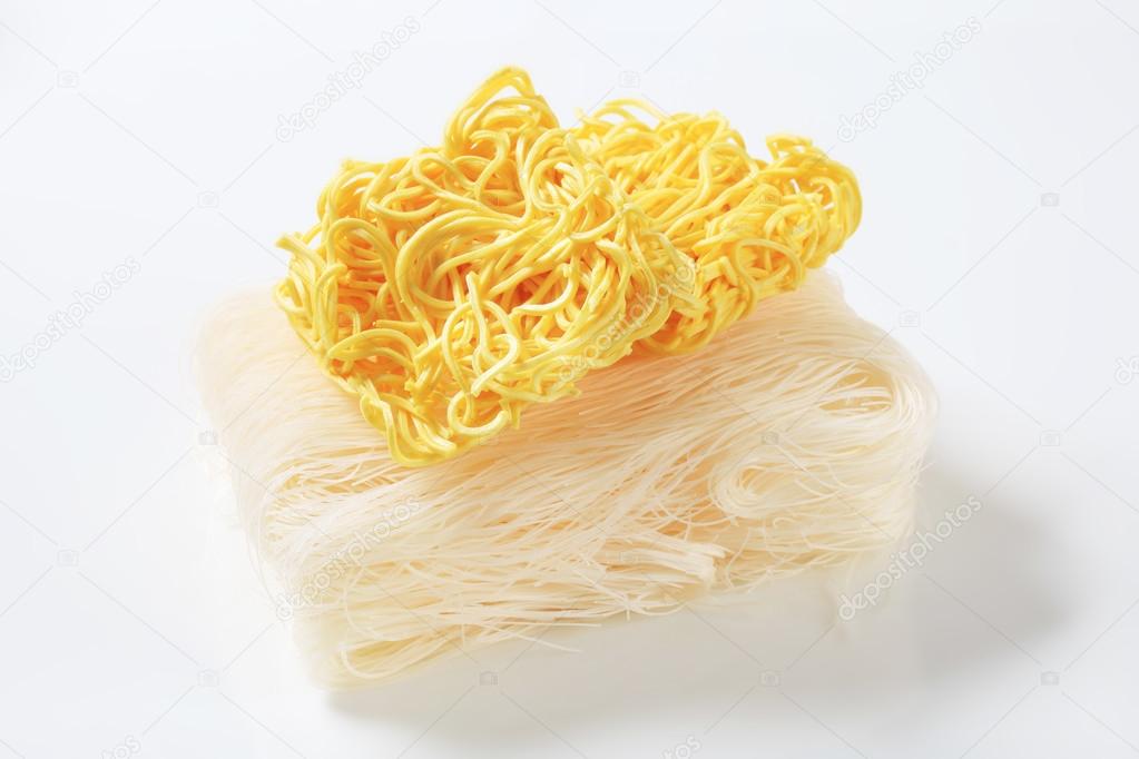 thin rice stick noodles and cornstarch noodles