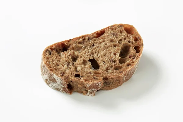 Kahverengi ekmek dilimi — Stok fotoğraf