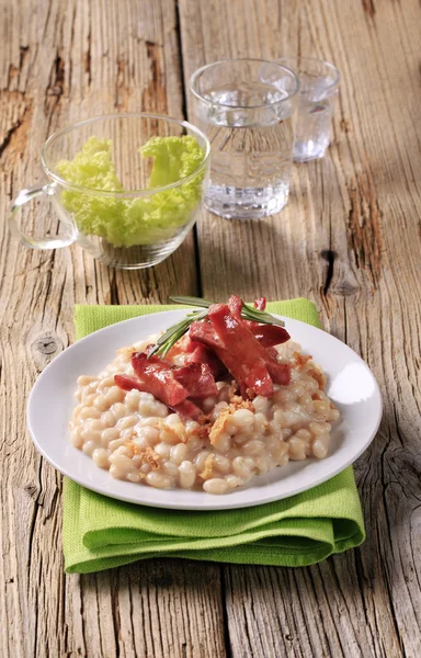 White beans with wursts — Stock Photo, Image