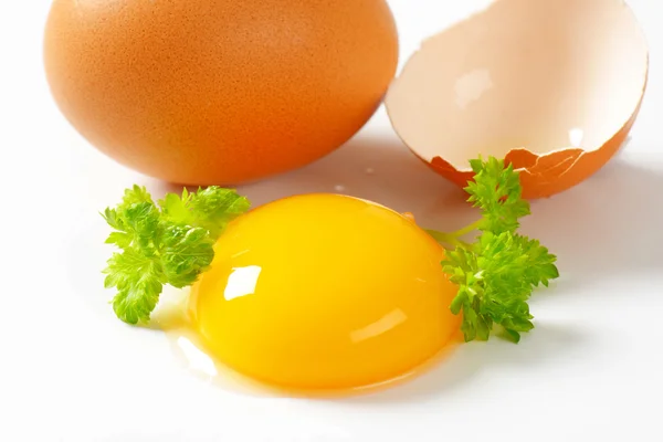 Raw egg yolk — Stock Photo, Image