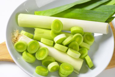 Taze pırasa dilimleri