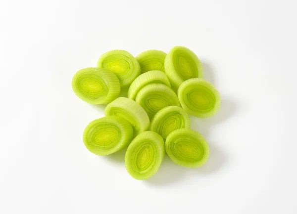 Fresh leek slices — Stock Photo, Image