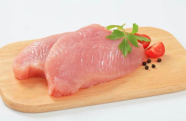 Filetes de pechuga de pavo crudo — Foto de Stock