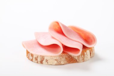 jambon ile ekmek dilimi