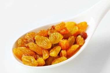 Altın renkli kuru üzüm