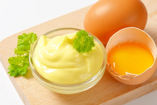 Bowl of homemade mayonnaise — Stock Photo, Image