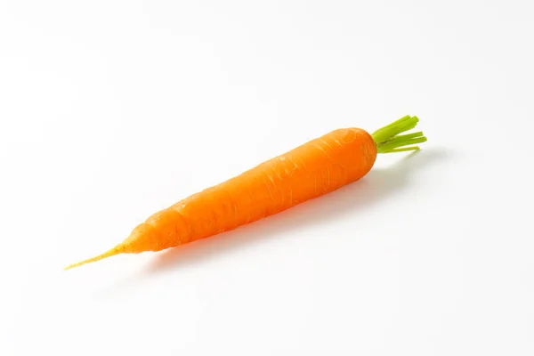 Carota biologica intera — Foto Stock