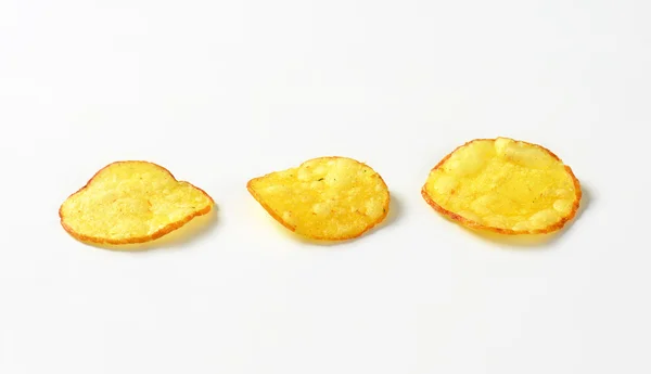 Drei Kartoffelchips — Stockfoto