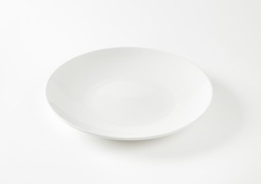 Çerçevesiz beyaz çorba tabağı