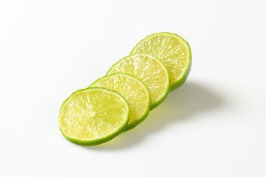 Taze limon meyve dilimleri