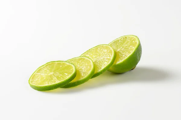 Verse limoen fruit plakjes — Stockfoto