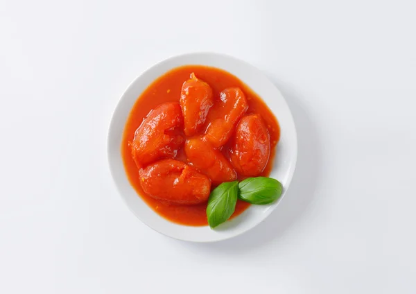 Tomates descascados de ameixa — Fotografia de Stock