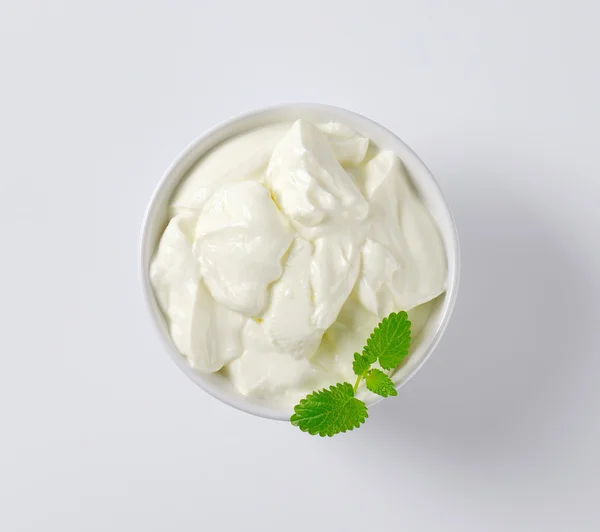 Thick Greek yogurt — Stock Photo, Image