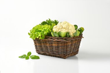 basket of vegetables clipart