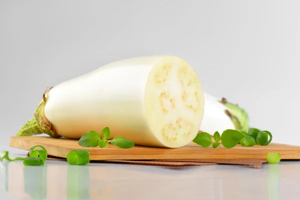 Fresh white aubergine — Stock Photo, Image