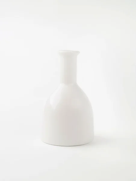 Vaso de cerâmica branca — Fotografia de Stock