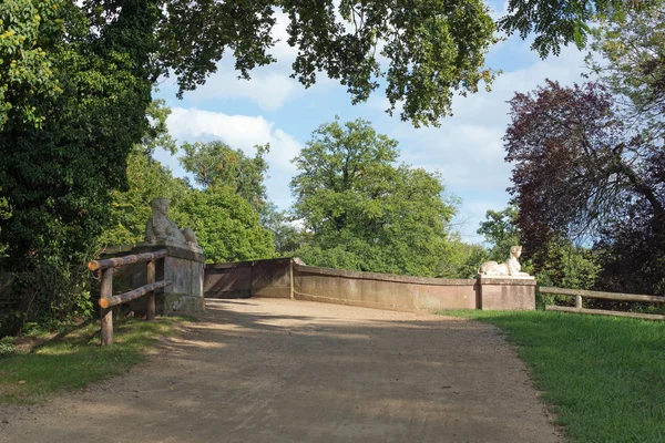 Rote Brücke — Stockfoto