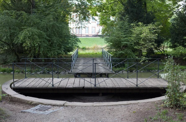 Schwenkbrücke — Stockfoto