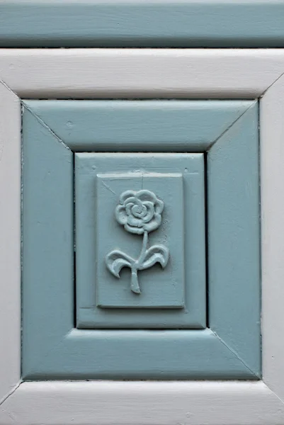 Rosa de madera, relieve —  Fotos de Stock