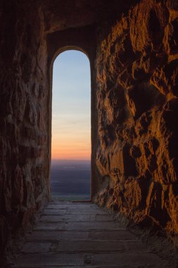 Pencere bir kale bir kulenin