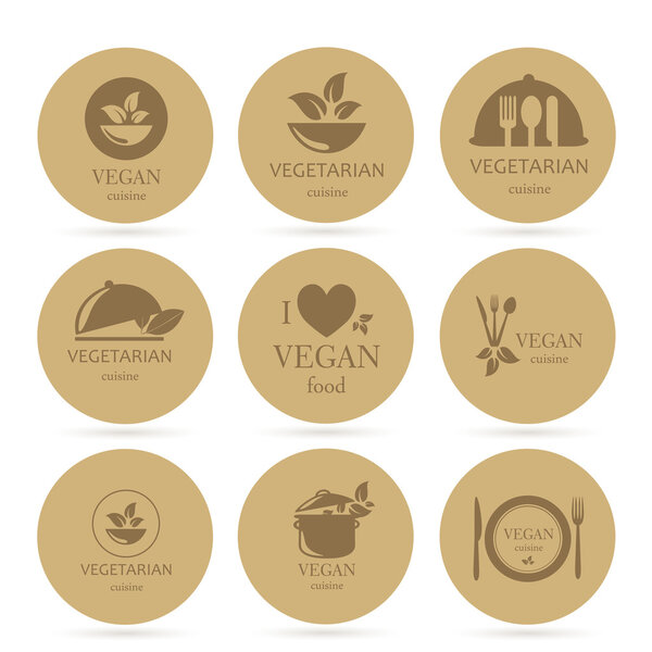 Векторные веганские и вегетарианские пищевые эмблемы
