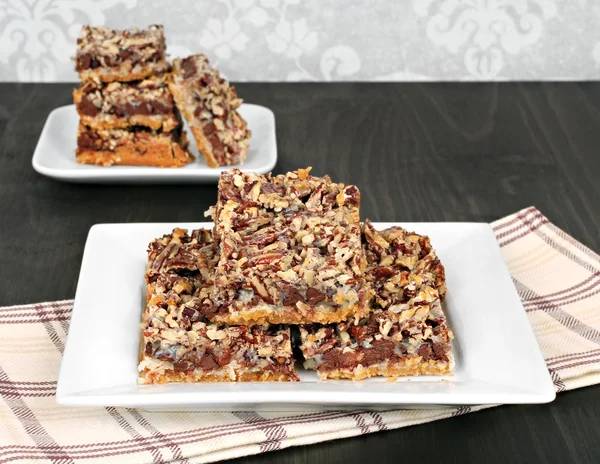 Chocolate chip and nut cookie bars — Stock Photo, Image