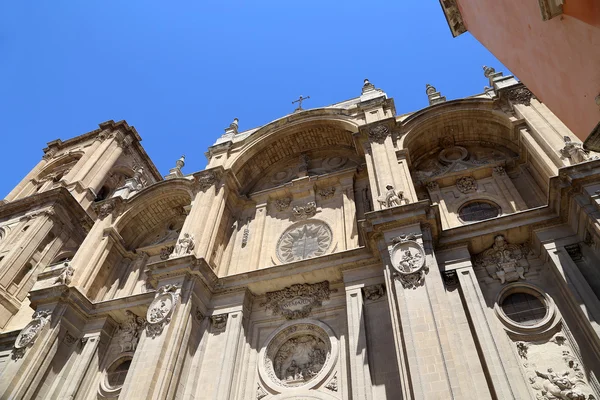 Catedral de Granada (Catedral da Encarnação) em estilo gótico e renascentista espanhol, Andaluzia, Espanha — Fotografia de Stock