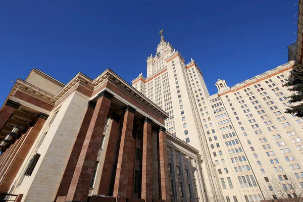 Lomonosov Moszkva Állami Egyetem, főépület, Oroszország — Stock Fotó