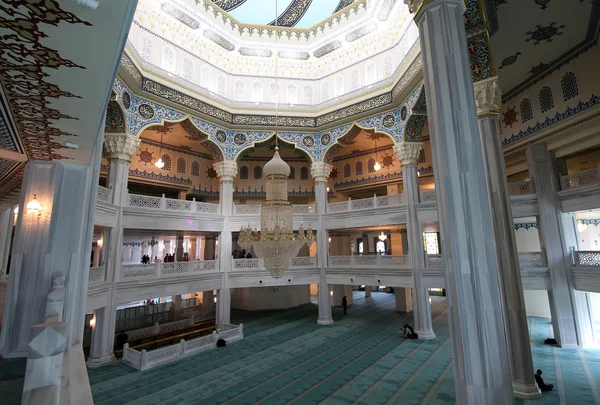 Moschea della Cattedrale di Mosca (interno), Russia la moschea principale a Mosca, nuovo punto di riferimento — Foto Stock
