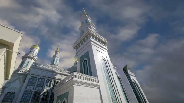 モスクワの大聖堂モスク, ロシア - モスクワ、新しいランドマークの主要なモスク — ストック動画