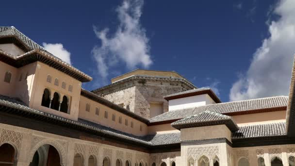 Alhambra palace - Ortaçağ Mağribi Kalesi granada, Endülüs, İspanya — Stok video